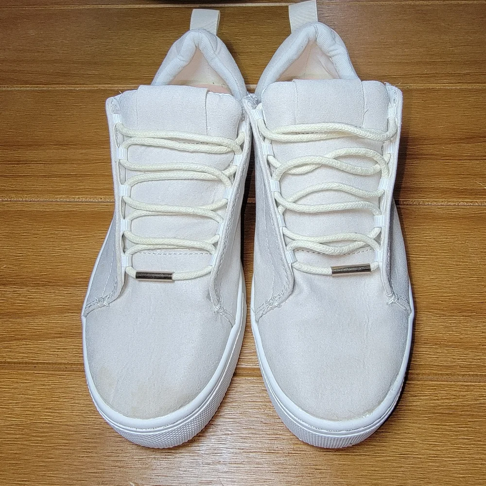 H&M Sneakers‎ - Size 8